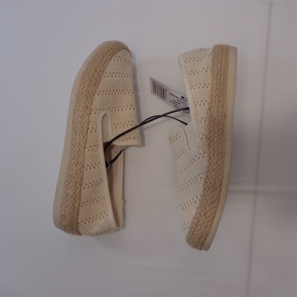 New! Esprit Women's Nadine Espadrilles with Crochet Upper Cream Slip-on Size 9M - Picture 2 of 7